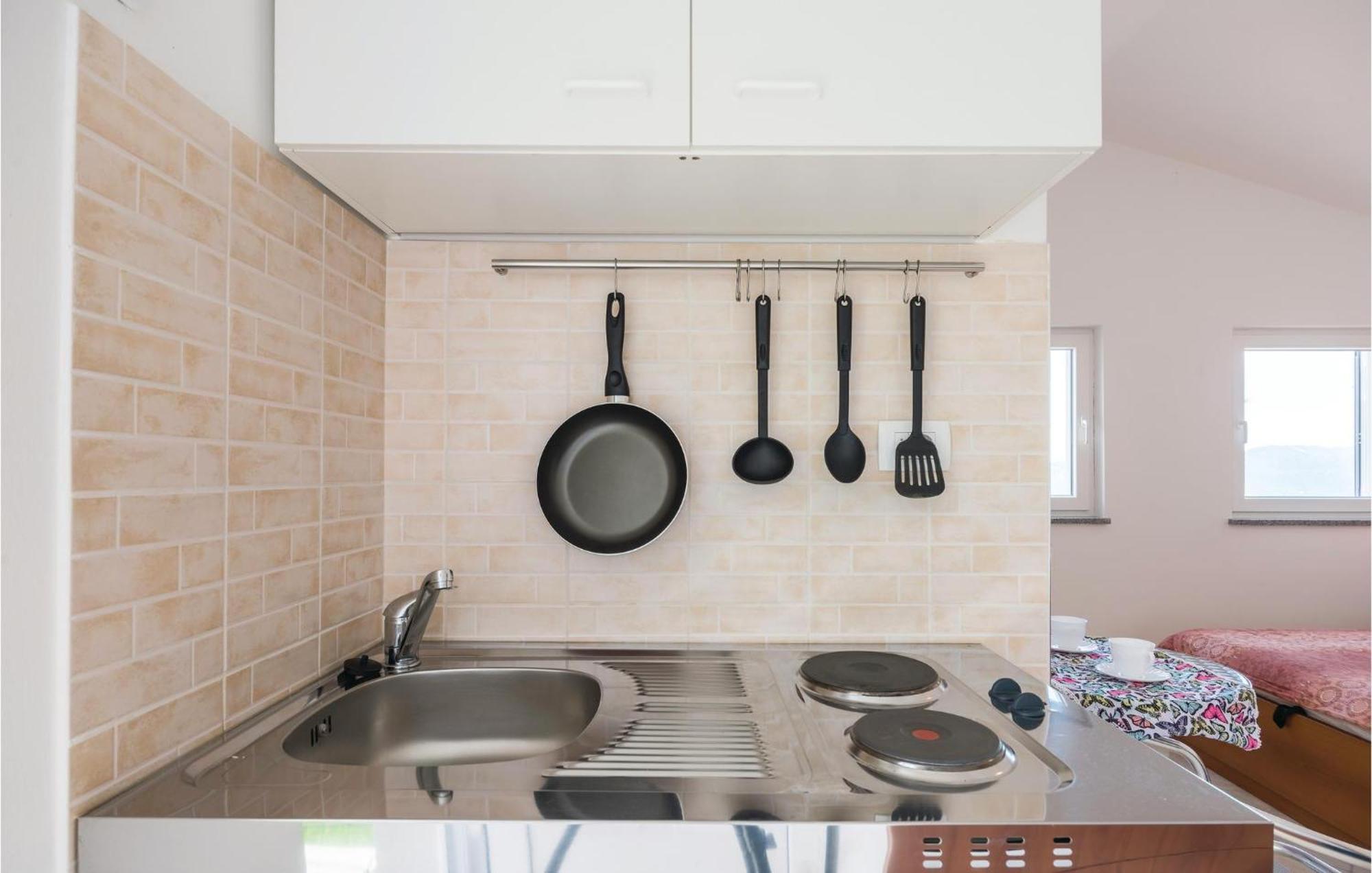 Nice Home In Martina With Kitchen المظهر الخارجي الصورة